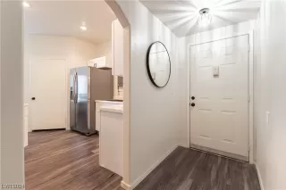 Photo #2: 2553532 Listing