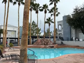 Photo #1: 2553549 Listing 