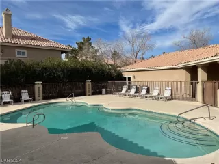 Photo #2: 2553572 Listing 