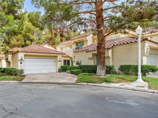 Photo #2: 2553595 Listing