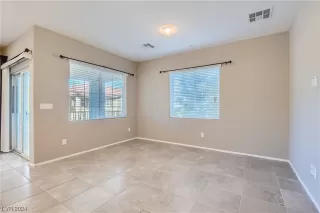 Photo #3: 2553600 Listing