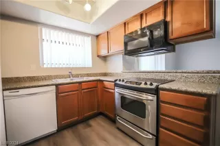 Photo #5: 2553613 Listing 