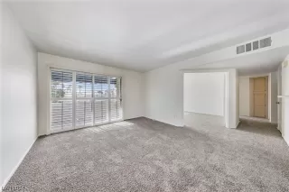 Photo #6: 2553617 Listing