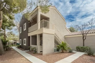 Photo #1: 2553627 Listing