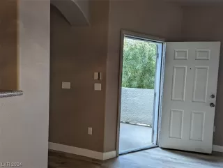 Photo #2: 2553643 Listing 