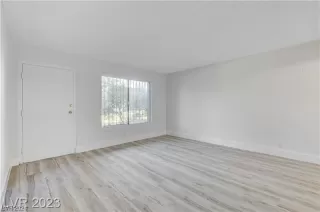 Photo #2: 2553705 Listing 