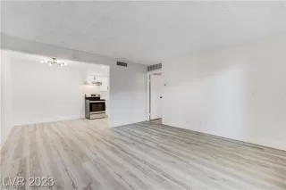 Photo #5: 2553705 Listing 