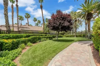 Photo #4: 2553712 Listing