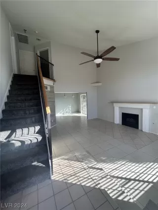 Photo #1: 2553727 Listing 