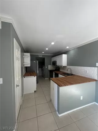 Photo #6: 2553727 Listing 
