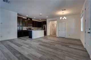 Photo #3: 2553732 Listing 