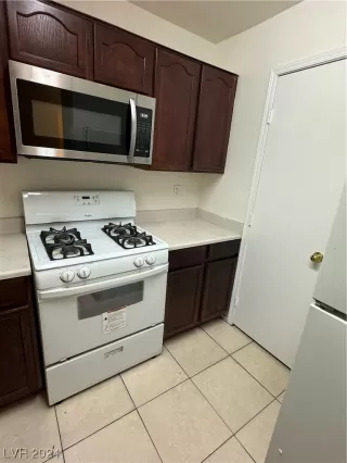 Photo #5: 2553751 Listing 