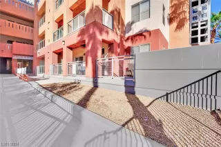 Photo #2: 2553786 Listing 