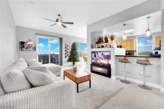 Photo #3: 2553786 Listing 