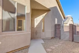 Photo #1: 2553797 Listing