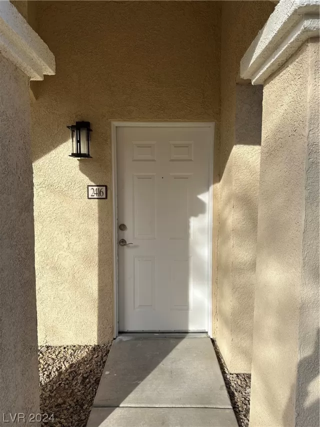 MLS: 2553799 Condo For Sale