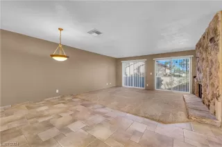 Photo #1: 2553827 Listing