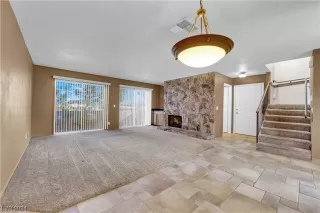 Photo #2: 2553827 Listing