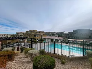 Photo #1: 2553829 Listing 