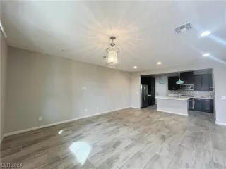 Photo #5: 2553829 Listing 