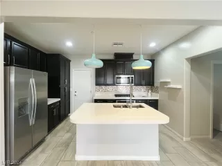 Photo #6: 2553829 Listing 