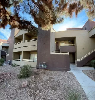 Photo #1: 2553884 Listing 