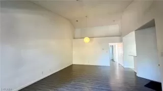 Photo #3: 2553884 Listing 