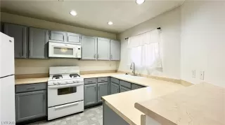 Photo #4: 2553884 Listing 