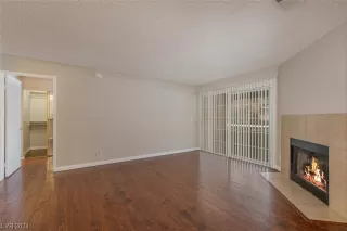 Photo #2: 2553913 Listing 