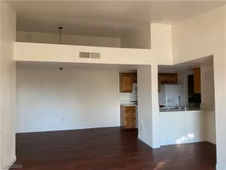 Photo #3: 2553930 Listing 