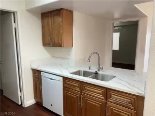 Photo #6: 2553930 Listing 