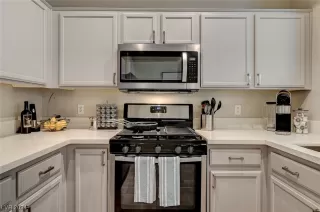 Photo #2: 2553935 Listing 