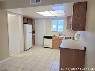 Photo #5: 2553941 Listing 