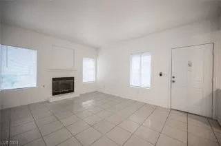 Photo #3: 2553958 Listing