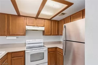 Photo #6: 2553973 Listing