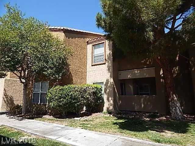 MLS: 2553980 Condo For Sale