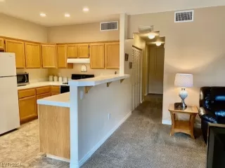 Photo #4: 2553988 Listing 