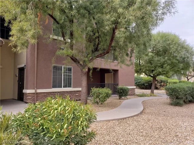 MLS: 2553989 Condo For Sale