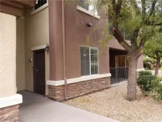 Photo #1: 2553989 Listing