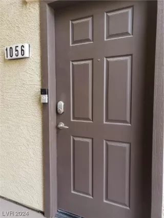 Photo #3: 2553989 Listing