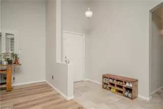 Photo #2: 2553993 Listing 