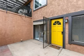 Photo #1: 2554001 Listing