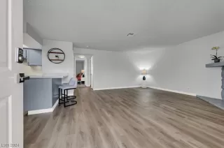 Photo #5: 2554006 Listing