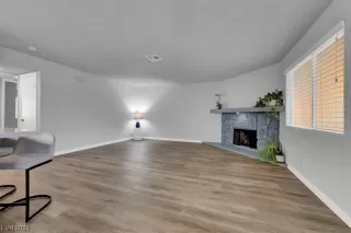 Photo #6: 2554006 Listing