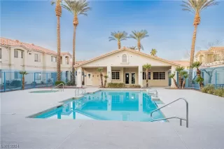 Photo #3: 2554010 Listing 