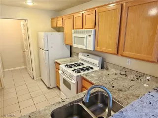 Photo #6: 2554028 Listing 