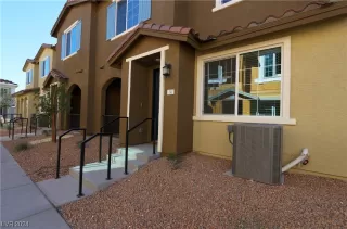 Photo #1: 2554040 Listing 