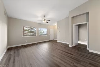 Photo #3: 2554043 Listing 