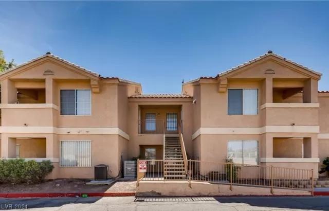 MLS: 2554119 Condo For Sale