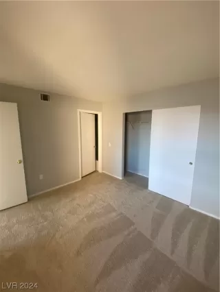 Photo #4: 2554119 Listing 